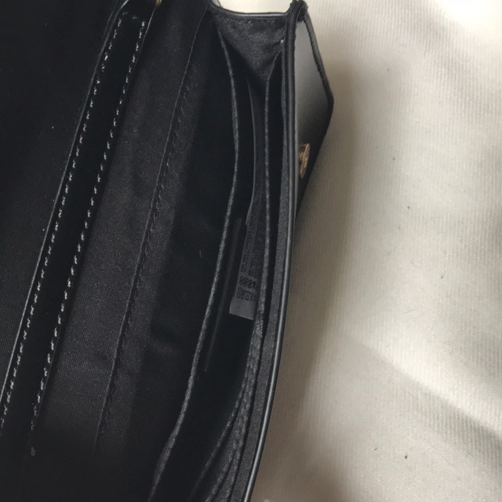 Gold Rhinestone purse - Picture 2 of 3